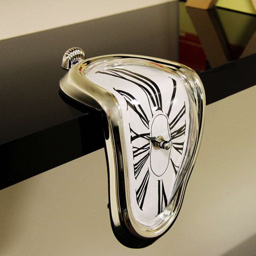 Melting Clock Decor - Raydin