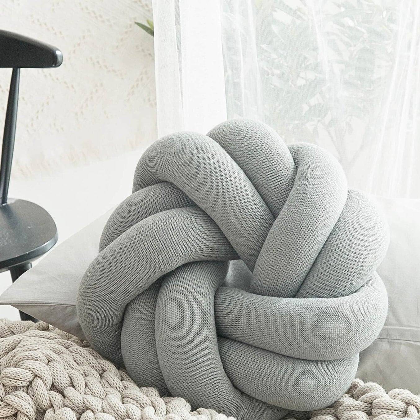 Knot Pillow With Core - Raydin