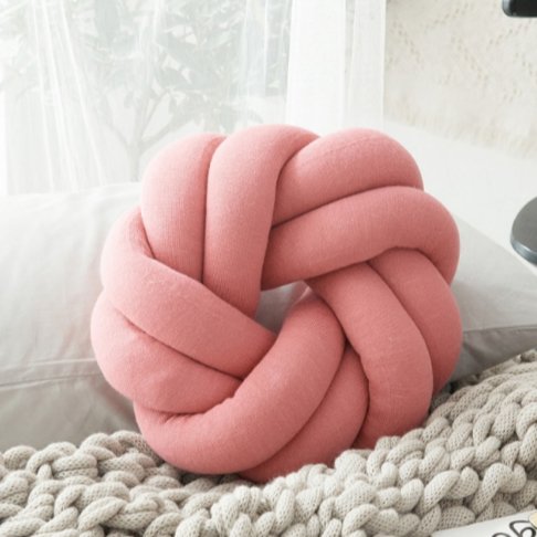 Knot Pillow With Core - Raydin